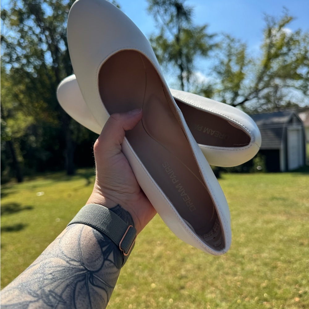 Dream Pairs Women's White Heels